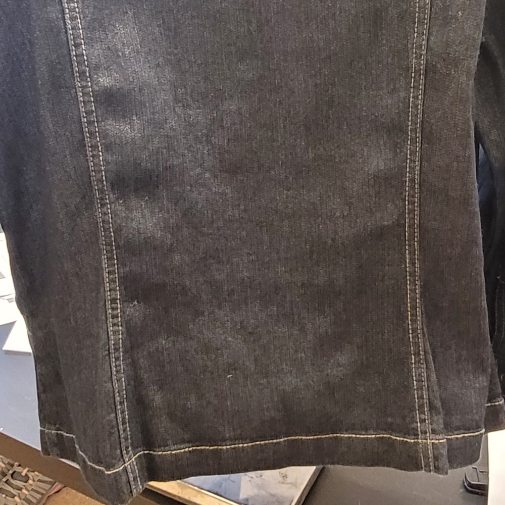 Jean Jacket - Picture 6 of 7